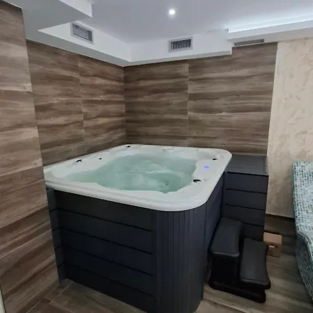 Antique, زلاتيبور