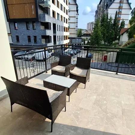 Apart-hotel Antique, *